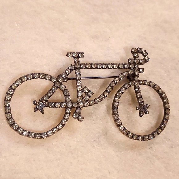 Jewelry - Bike Brooch